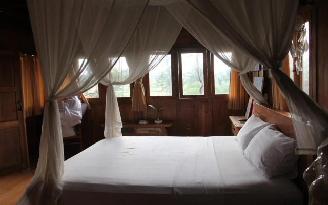 Ogek Home Stay
