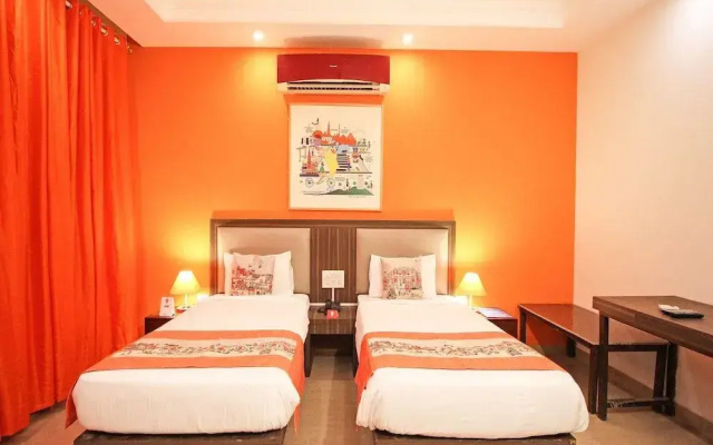OYO Flagship 273 Noida Expressway SEZ