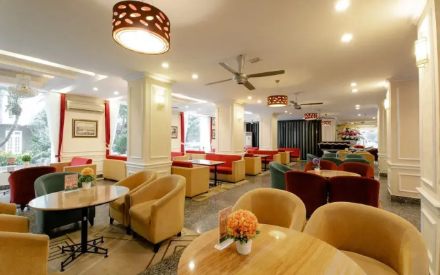 White Palace Thai Binh Hotel 1