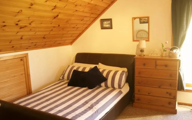 Westrow Lodge Bed & Breakfast