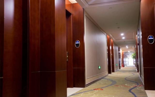 Dongting Hotel