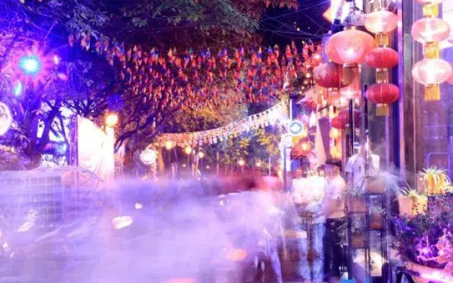 Weisheng Hotel (Dafangyun Performing Arts Center · Global Center Branch