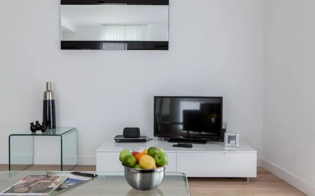Avant Garde Apartment