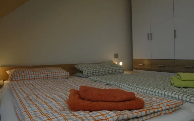 Stunning Apartment in Pepelow Near Sea