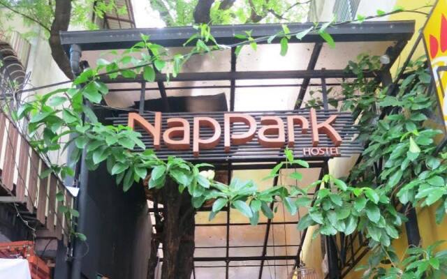NapPark Hostel вид на фасад