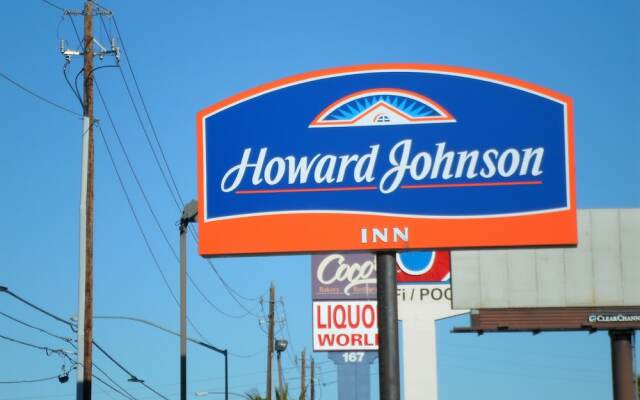 Отель Howard Johnson by Wyndham Las Vegas near the Strip США, Лас-Вегас - отзывы, цены и фото номеров - забронировать отель Howard Johnson by Wyndham Las Vegas near the Strip онлайн вид на фасад