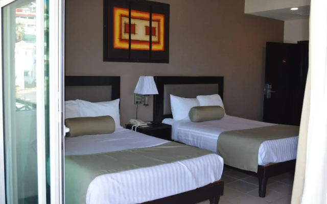 Hotel La Siesta Malecón