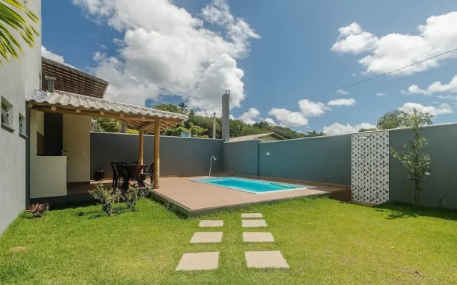 Condominium With Pool 950m From the Beach - PDM