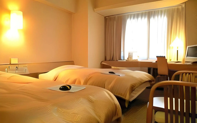 Hotel Crown Hills Okaya