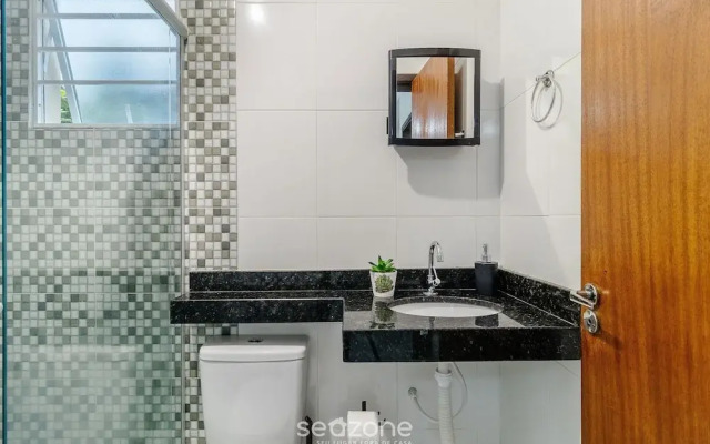 Apt Just Minutes From Lagoa da Conceicao - Sis0005