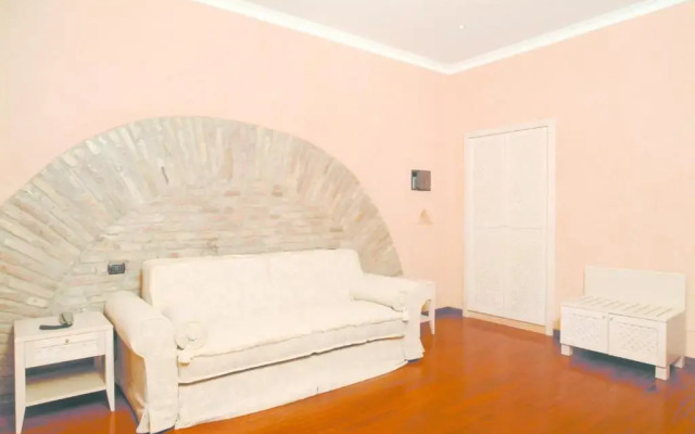 Colosseo Studio Suites