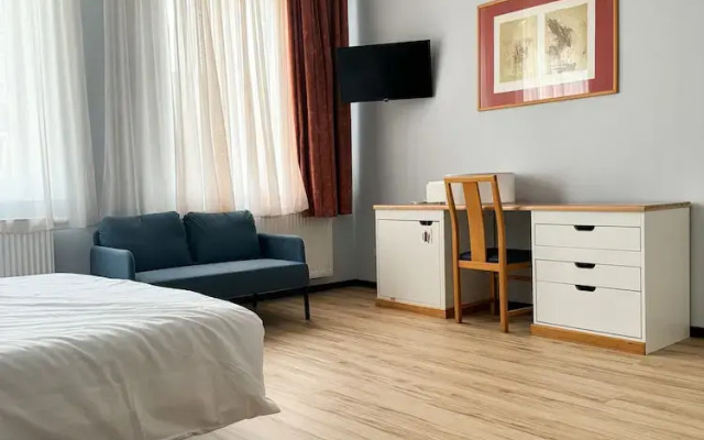 Elys Apartments