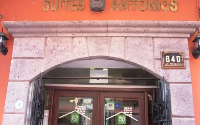 Antonios Suites