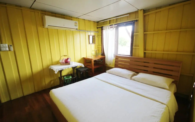 Baan Bua Homestay - Hostel