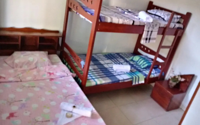 Kitara House Backpackers Hostel