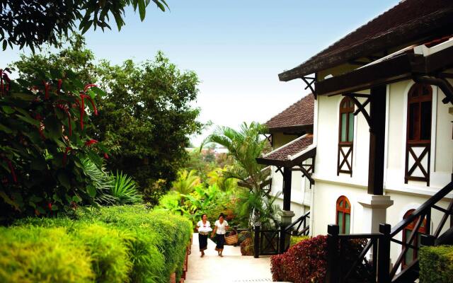 Отель Belmond La Résidence Phou Vao вид на фасад