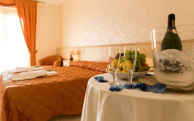 Elia Hotel