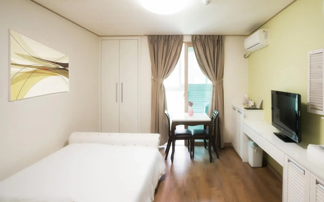 EAN Residence Hotel