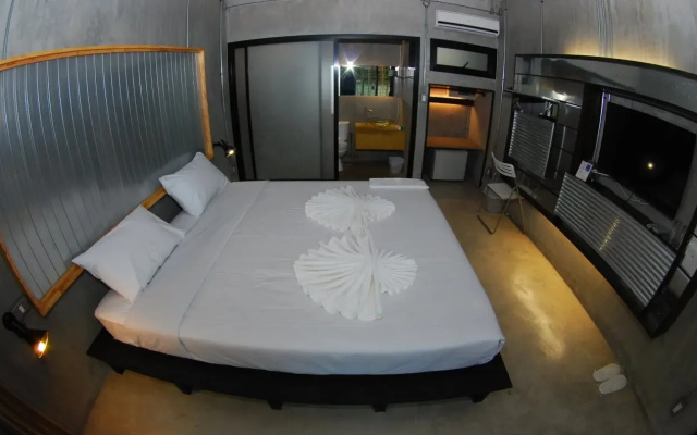 Bed Stop Hotel