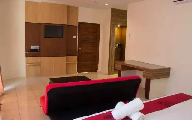 RedDoorz Premium near Anoi Itam Beach Sabang