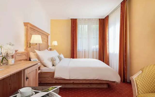 Hotel Waldhaus