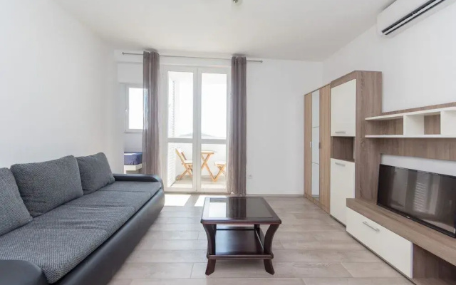 Canuck Apartment