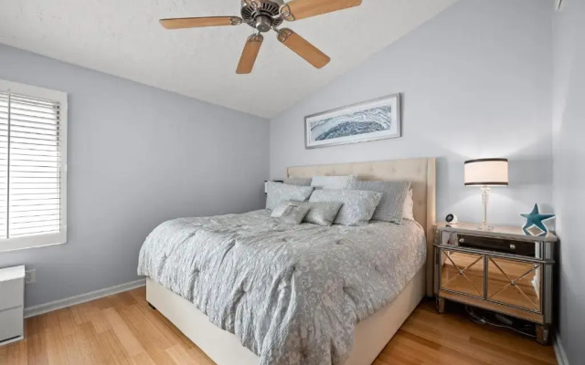 Loggerhead Lodge by Distinctive Beach Rentals