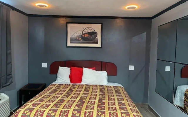 Broadway Inn Motel