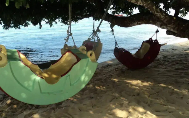 Bayu Tioman Chalet