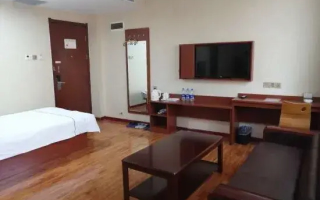 Super 8 Hotel (Baoding Xiong'an New District Rongcheng Center)