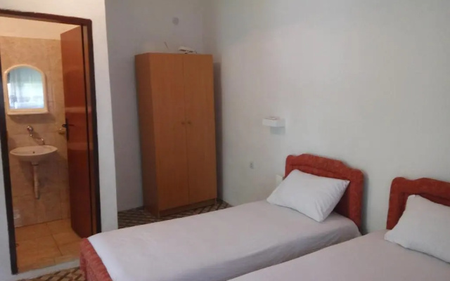 Kastrati Apartments