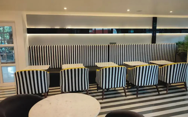 Astra Hotels & Suites - Koramangala