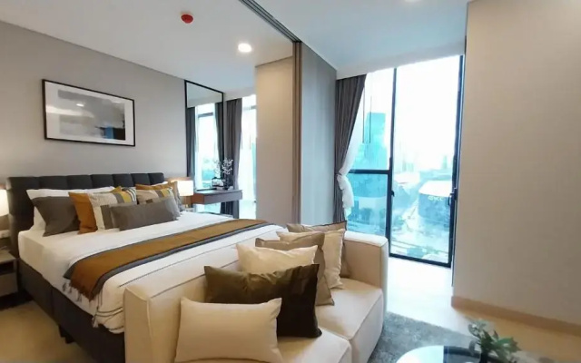 Luxury Apartment Queen Sirikit Asok Termianl 21