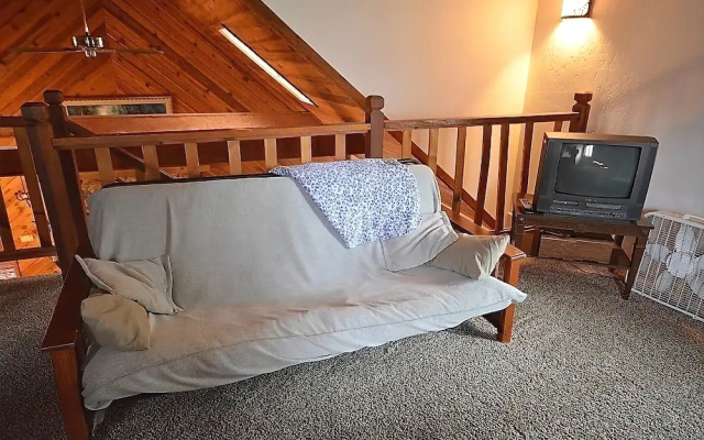 Guys Getaway - Two Bedroom Cabin