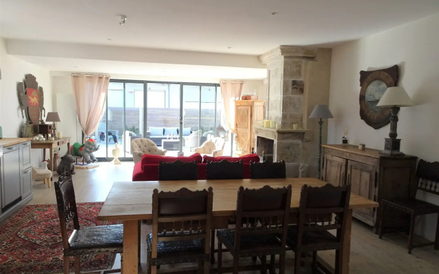 Comfortable Holiday Home 50 m From the sea