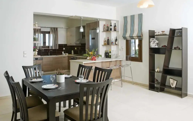 Villa Orsalia With Private Pool
