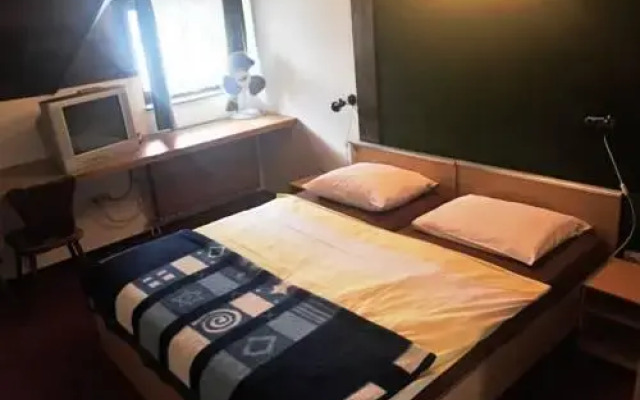Reich Motel