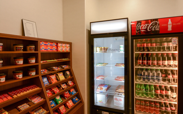 Holiday Inn Express & Suites New Boston by IHG