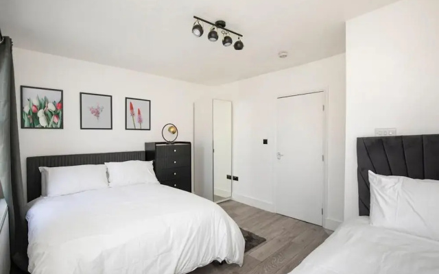 Camberwell Apartment - Stylish 4 Bed