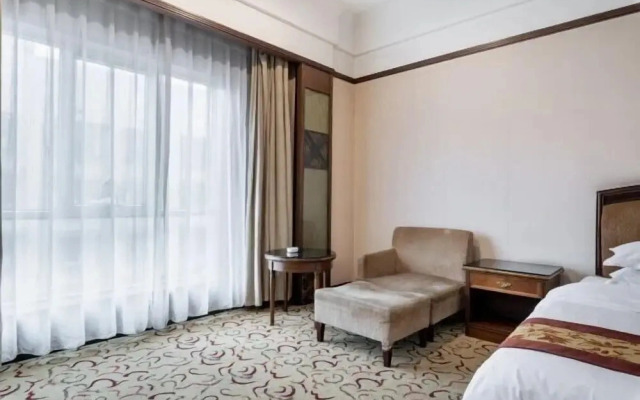Qingquan Hotel