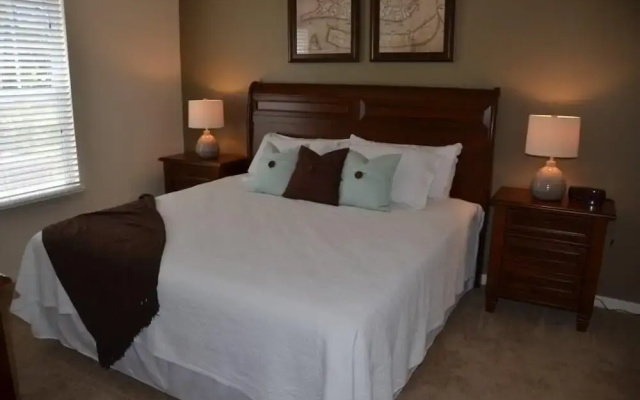 Lucaya 4 Bedrooms 3 Baths Townhome!