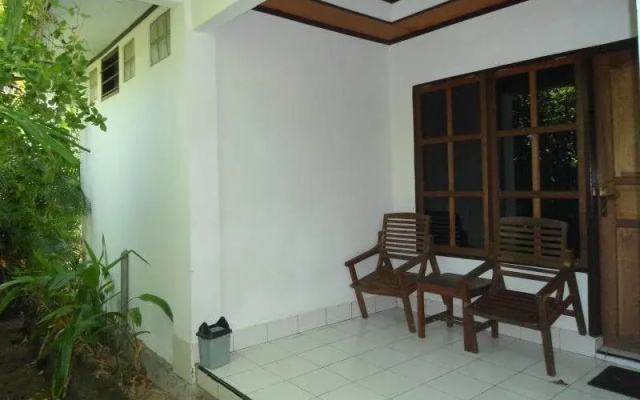 Anda Beach Hotel and Bungalow