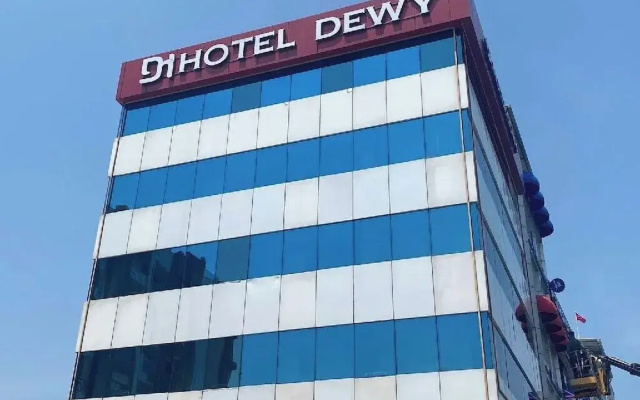 Dewy Hotel