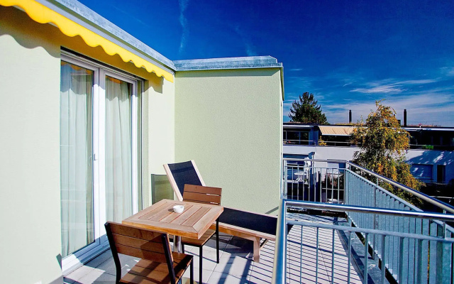 Suite Apartments by Livingdowntown