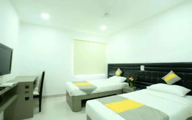 OYO Rooms Madhapur Lakeside