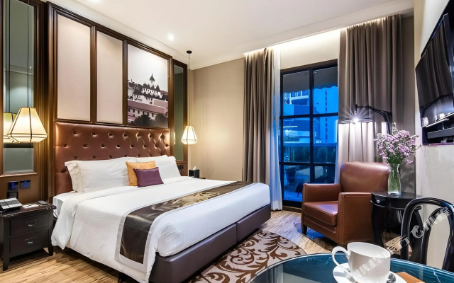 Metropole, Bangkok, a Tribute Portfolio Hotel by Marriott