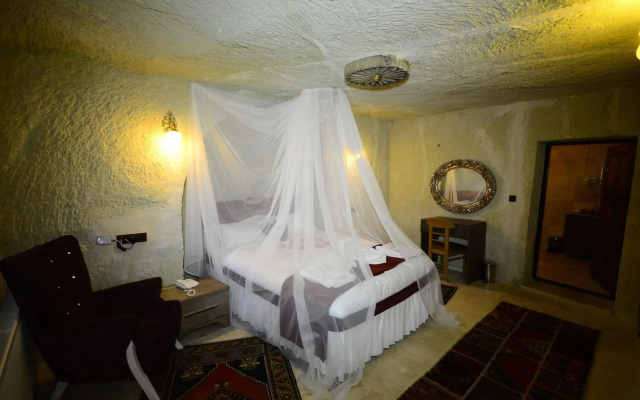 Park Cave Hotel
