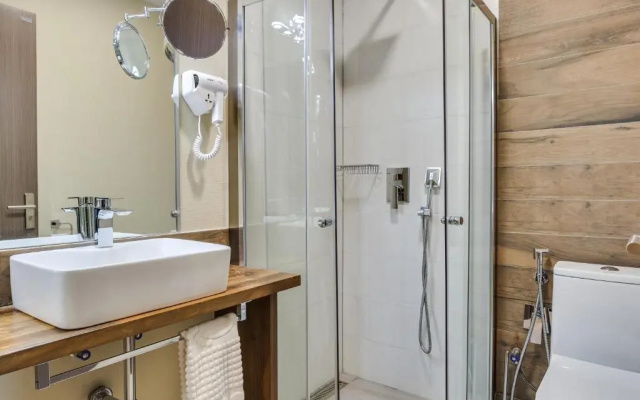 Отель Eleven Inn Tbilisi