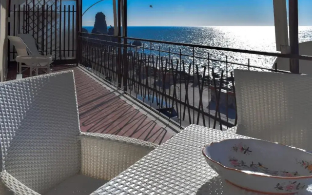 Acitrezza View