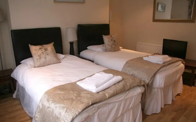 Ullet Suites